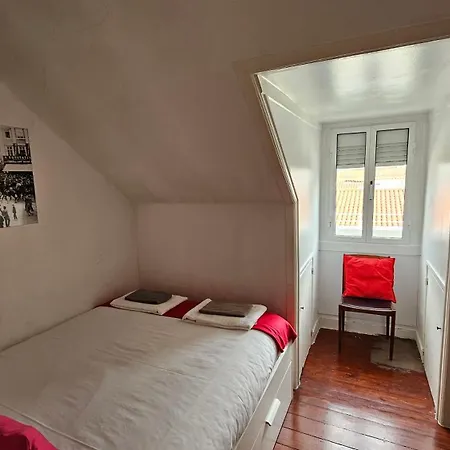 Rossio Vista Castelo, Santa Justa E Carmo *