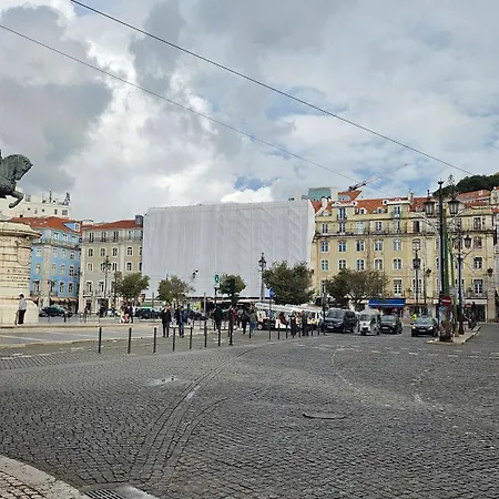Rossio Vista Castelo, Santa Justa E Carmo *